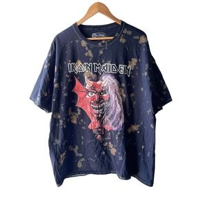 𝅺Iron Maiden T Shirt 2021 Men's SizeXL Black Large Global Merchandise Bleach Dy